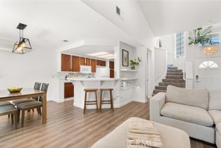 Condominium, 2342 Aspen st, Tustin, CA 92782 - 5