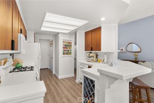 Condominium, 2342 Aspen st, Tustin, CA 92782 - 8