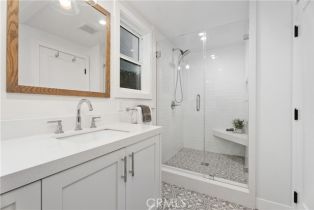 Single Family Residence, 135 Turquoise ave, Newport Beach, CA 92662 - 14