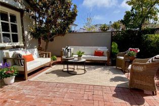 Single Family Residence, 135 Turquoise ave, Newport Beach, CA 92662 - 21