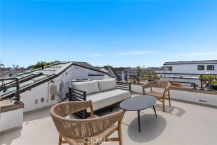 Single Family Residence, 332 L st, Newport Beach, CA 92661 - 24