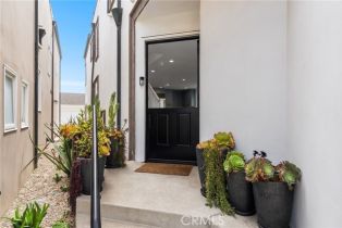 Single Family Residence, 332 L st, Newport Beach, CA 92661 - 4