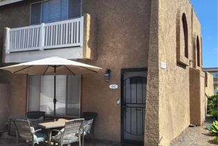 Condominium, 4961 Bonita DR, Huntington Beach, CA  Huntington Beach, CA 92649