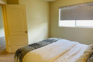 Condominium, 710 Marigold ave, Corona Del Mar, CA 92625 - 10