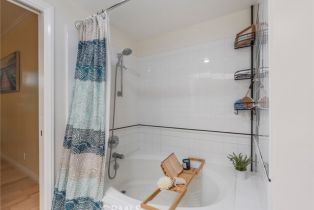 Condominium, 1375 Kelton ave, Westwood, CA 90024 - 24