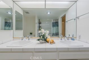 Condominium, 1375 Kelton ave, Westwood, CA 90024 - 29