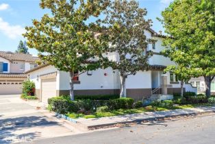 Condominium, 2348 Sunningdale dr, Tustin, CA 92782 - 2