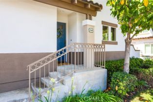 Condominium, 2348 Sunningdale dr, Tustin, CA 92782 - 4