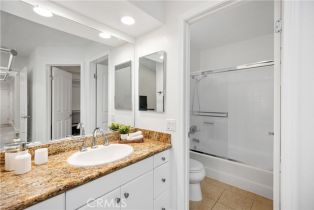 Condominium, 25621 Indian Hill ln, Laguna Hills, CA 92653 - 22