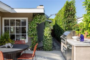 Single Family Residence, 1307 Oxford ln, Newport Beach, CA 92660 - 14