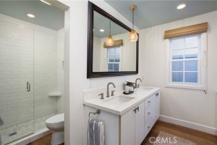 Single Family Residence, 1307 Oxford ln, Newport Beach, CA 92660 - 21