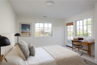 Single Family Residence, 1307 Oxford ln, Newport Beach, CA 92660 - 22