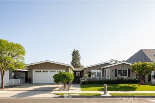 Single Family Residence, 1307 Oxford ln, Newport Beach, CA 92660 - 32
