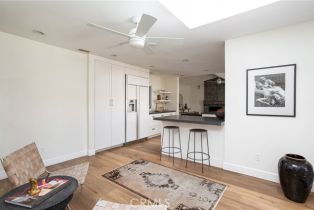 Single Family Residence, 1307 Oxford ln, Newport Beach, CA 92660 - 8