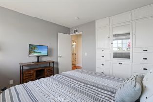 Single Family Residence, 17882 Hallcroft ln, Huntington Beach, CA 92647 - 28