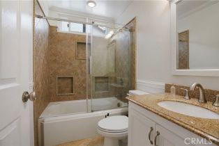 Single Family Residence, 17882 Hallcroft ln, Huntington Beach, CA 92647 - 29