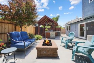 Single Family Residence, 17882 Hallcroft ln, Huntington Beach, CA 92647 - 35