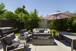 Single Family Residence, 23308 Friar st, Woodland Hills, CA 91367 - 11