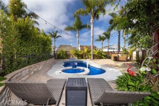 Single Family Residence, 16561 Wanderer ln, Huntington Beach, CA 92649 - 29