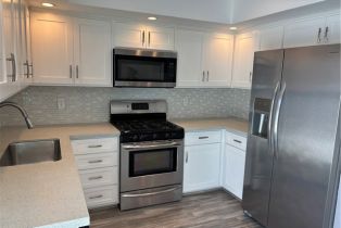 Condominium, 4681 Twintree dr, Huntington Beach, CA 92649 - 3