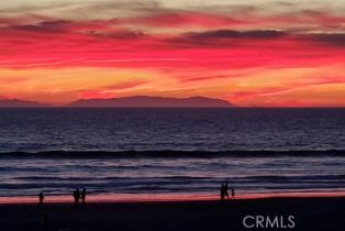 Single Family Residence, 2118 Pacific Coast, Huntington Beach, CA 92648 - 43