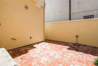 Single Family Residence, 326 6th st, Huntington Beach, CA 92648 - 5