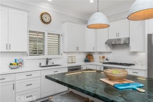 Single Family Residence, 117 Alabama st, Huntington Beach, CA 92648 - 10