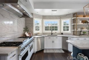 Single Family Residence, 5 Hillsborough, Newport Beach, CA 92660 - 12