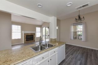 Condominium, 13347 Verona, Tustin, CA 92782 - 10