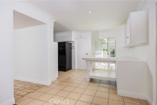 Single Family Residence, 16811 Newland st, Huntington Beach, CA 92647 - 5