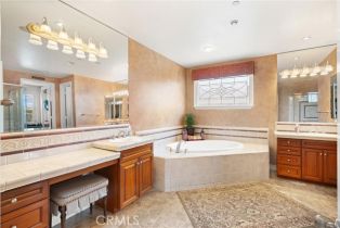 Single Family Residence, 18912 Rockinghorse ln, Huntington Beach, CA 92648 - 43