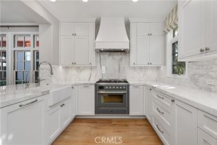 Condominium, 2582 Bungalow pl, Corona Del Mar, CA 92625 - 10