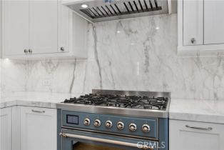 Condominium, 2582 Bungalow pl, Corona Del Mar, CA 92625 - 11