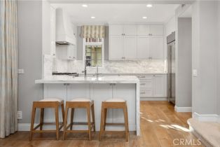 Condominium, 2582 Bungalow pl, Corona Del Mar, CA 92625 - 8