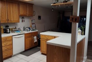 Condominium, 10121 Larwin ave, Chatsworth, CA 91311 - 10