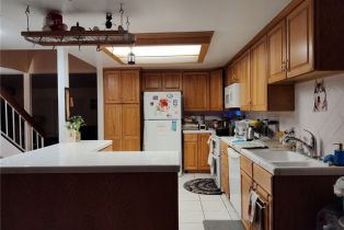 Condominium, 10121 Larwin ave, Chatsworth, CA 91311 - 2