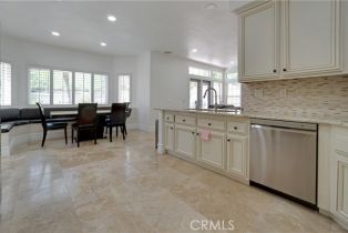 Single Family Residence, 25792 Maple View dr, Laguna Hills, CA 92653 - 17