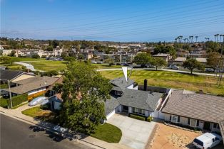 Single Family Residence, 9802 Effingham drive, Huntington Beach, CA 92646 - 45