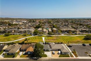 Single Family Residence, 9802 Effingham drive, Huntington Beach, CA 92646 - 47