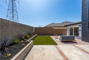 Single Family Residence, 9802 Effingham drive, Huntington Beach, CA 92646 - 56
