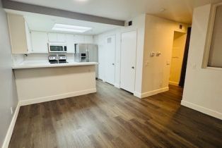 Condominium, 2800 Keller dr, Tustin, CA 92782 - 9