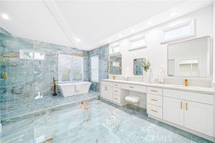 Single Family Residence, 6692 Alamitos cir, Huntington Beach, CA 92648 - 33