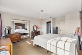 Single Family Residence, 14432 Elmhurst cir, Huntington Beach, CA 92647 - 30