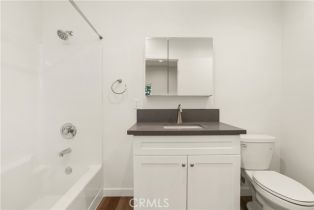 Single Family Residence, 611 Walnut ave, Orange, CA 92868 - 39