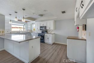 Single Family Residence, 19660 Arcadia st, Corona, CA 92881 - 10