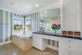 Single Family Residence, 22052 Susan ln, Huntington Beach, CA 92646 - 28