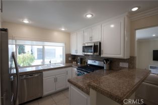 , 5404 Seashore drive, Newport Beach, CA 92663 - 3