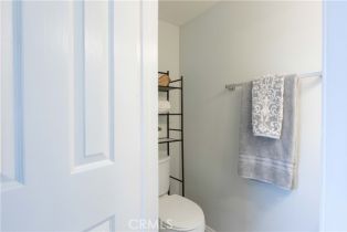 Single Family Residence, 19847 Coventry ln, Huntington Beach, CA 92646 - 23