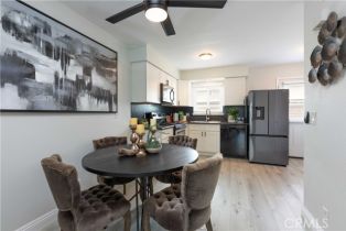 Single Family Residence, 19847 Coventry ln, Huntington Beach, CA 92646 - 5