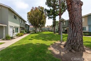 Single Family Residence, 19847 Coventry ln, Huntington Beach, CA 92646 - 56